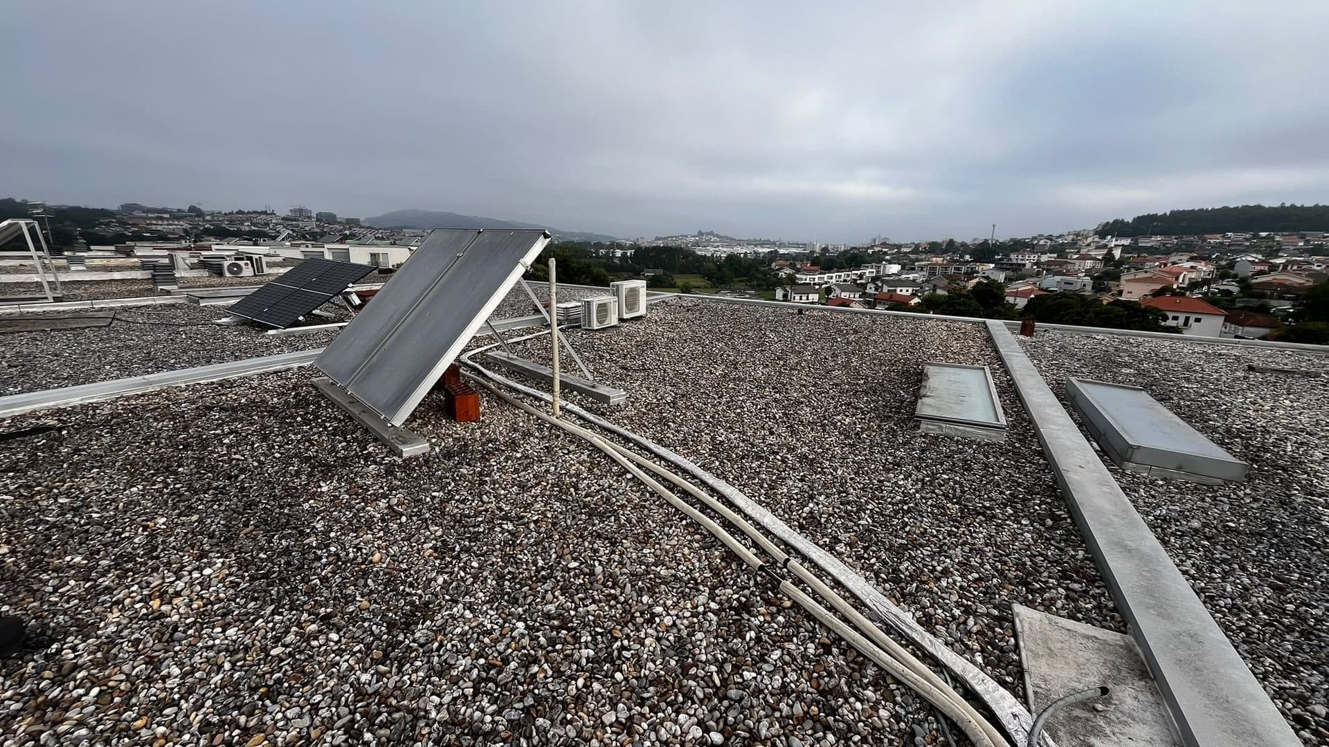 A mesma cobertura, a produzir — antes